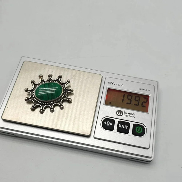 Vintage Taxco Mexican 925 Sterling Silver SUN Malachite Brooch Pin 19.92 Grams - Picture 6 of 6